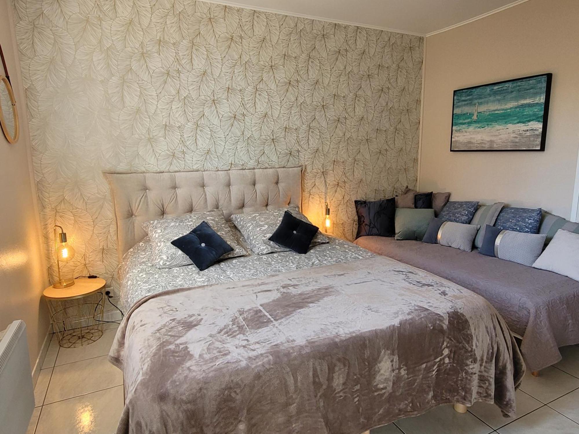 Villa Renovee Avec Piscine Privee Clermont-lʼHérault Eksteriør bilde